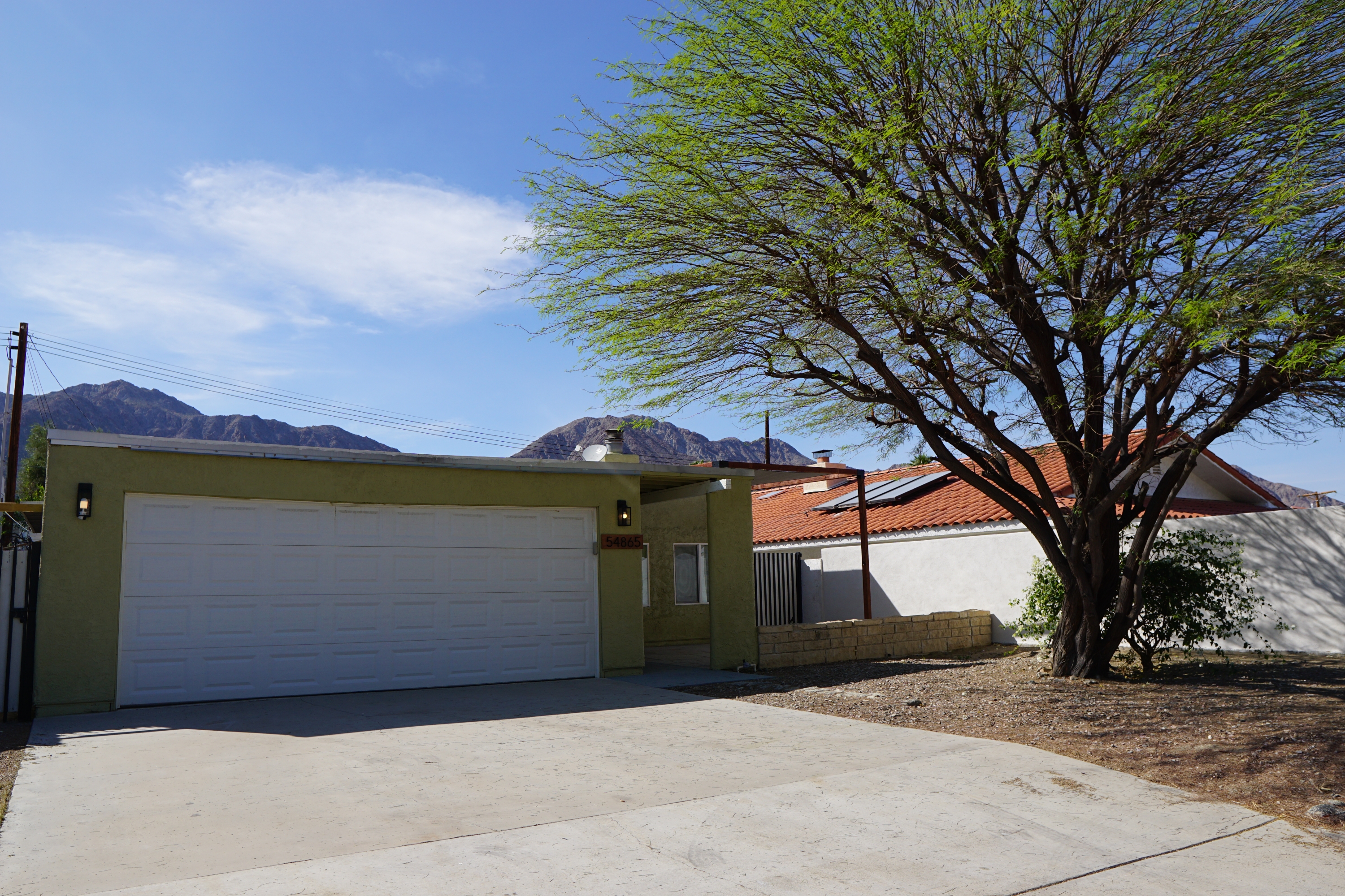 54865 Avenida Vallejo